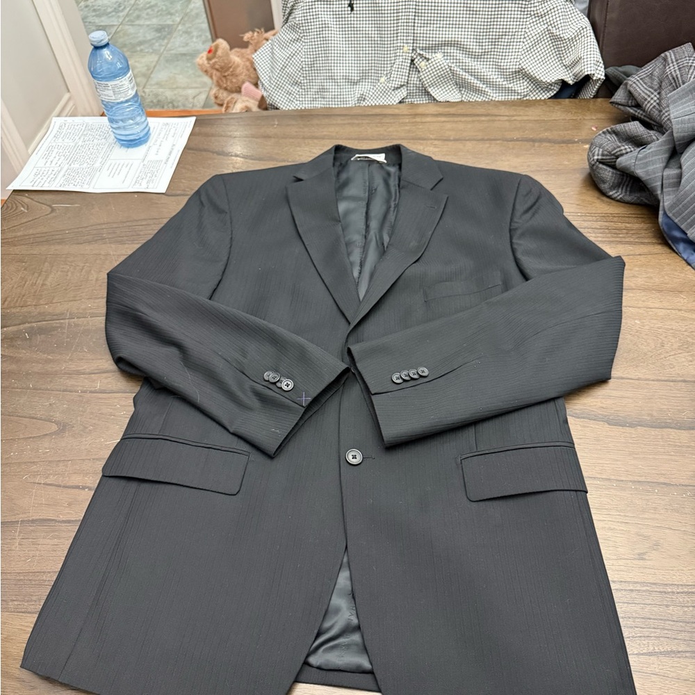 Jhane Barnes Black Sport Coat with Structured Shoulders